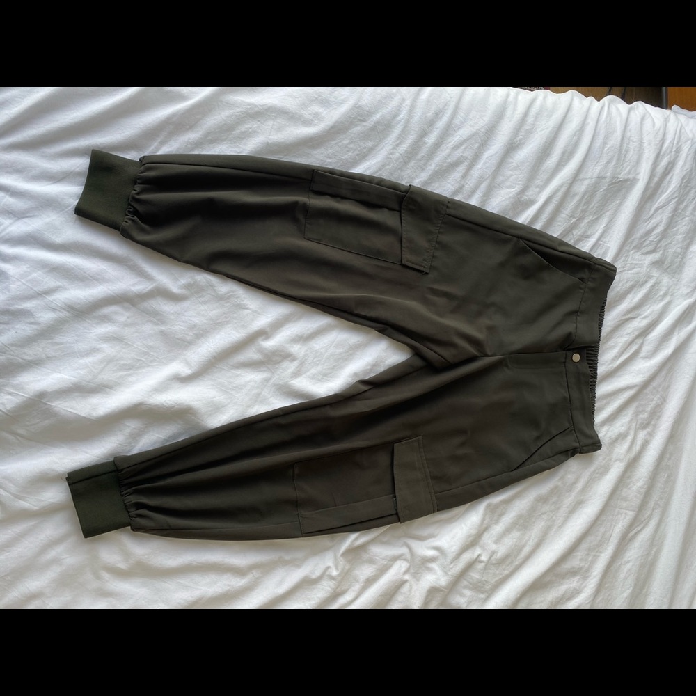 Zara army green jogger cargo pants